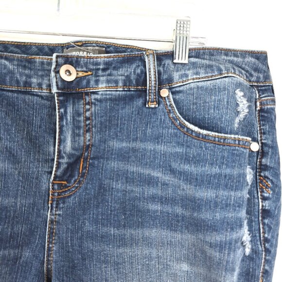 NWT Torrid Distressed Raw Hem Bermuda Jean Shorts Women's Plus Size 16 - Picture 4 of 10